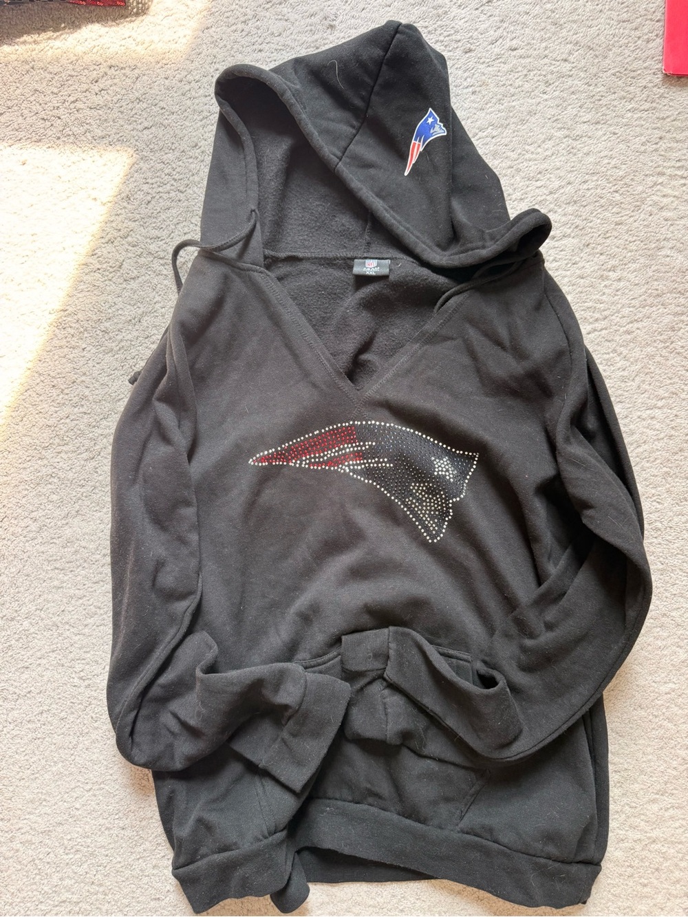NFL Black Hooded Zip-Up Sweater with Rhinestone Patriots Logo
